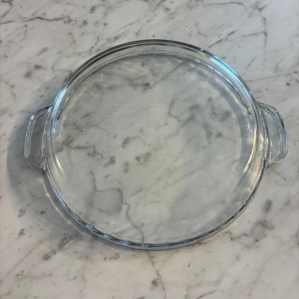 Anchor Hocking Fire King Clear Glass Pie Dish 9.5 Inch Round Baker with Handles